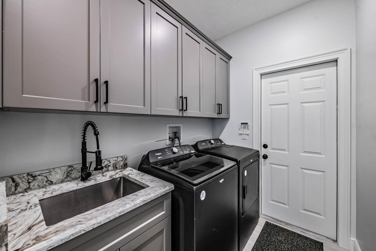 17833 HYLAND LN — photo 43