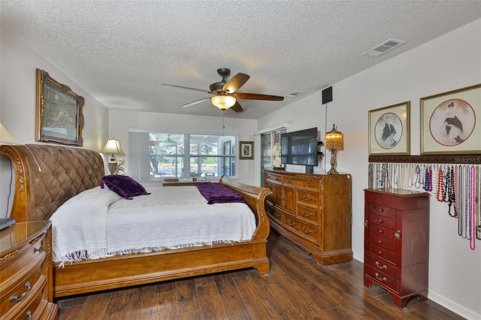 1254 W DEL WEBB BLVD — photo 8