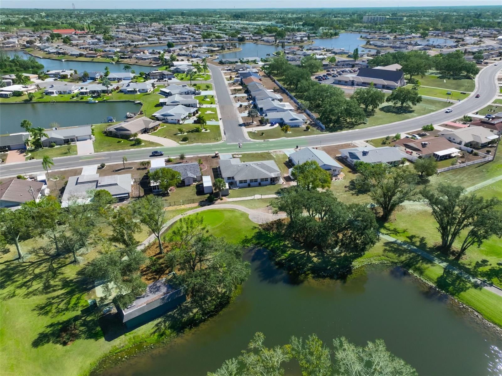 1254 W DEL WEBB BLVD — photo 41