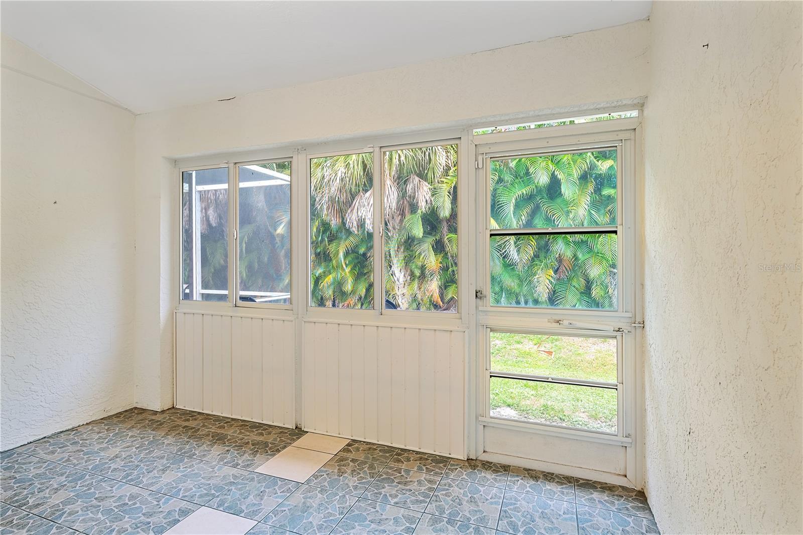 5647 MONTE ROSSO RD — photo 20