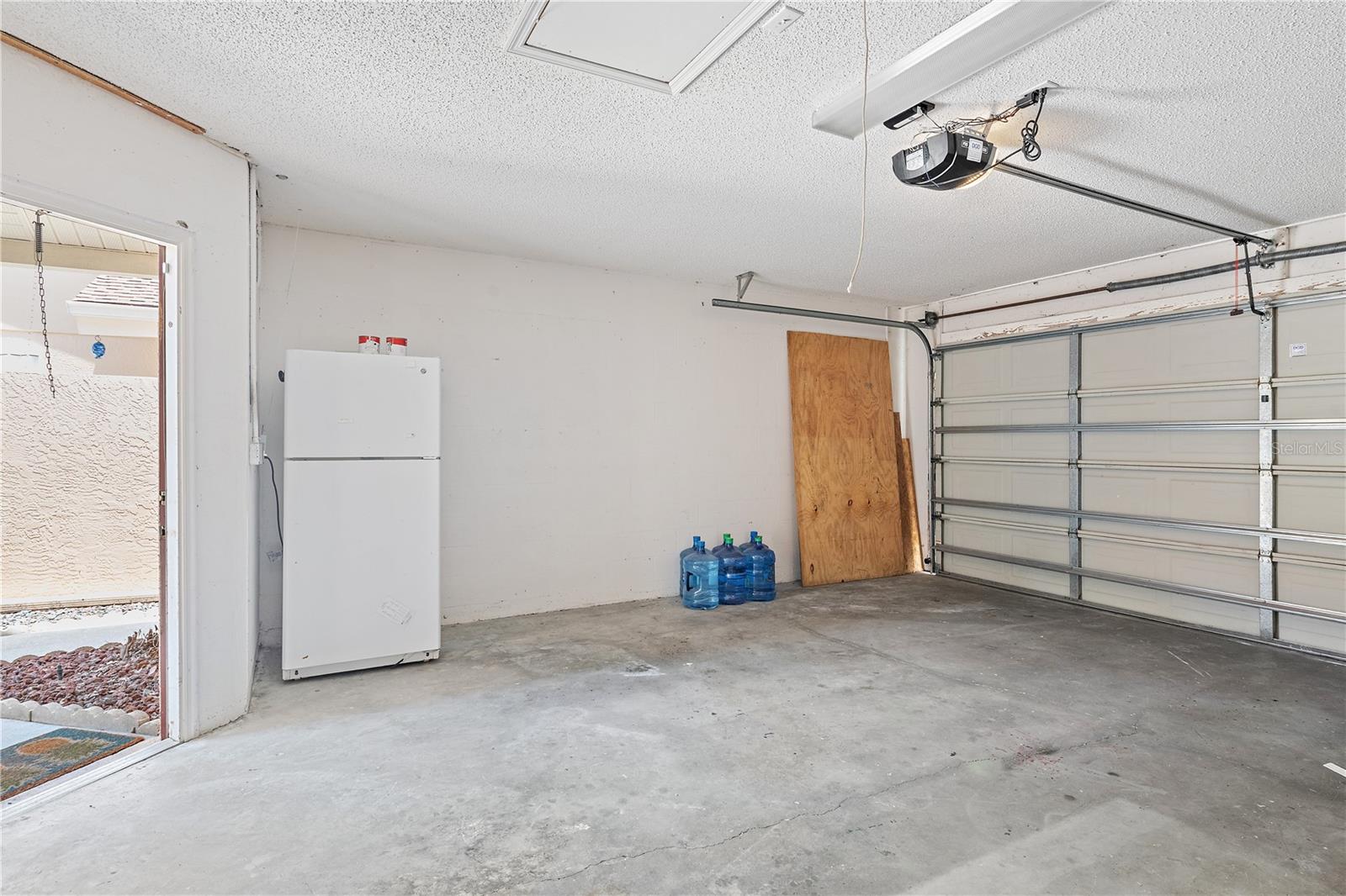 5647 MONTE ROSSO RD — photo 21