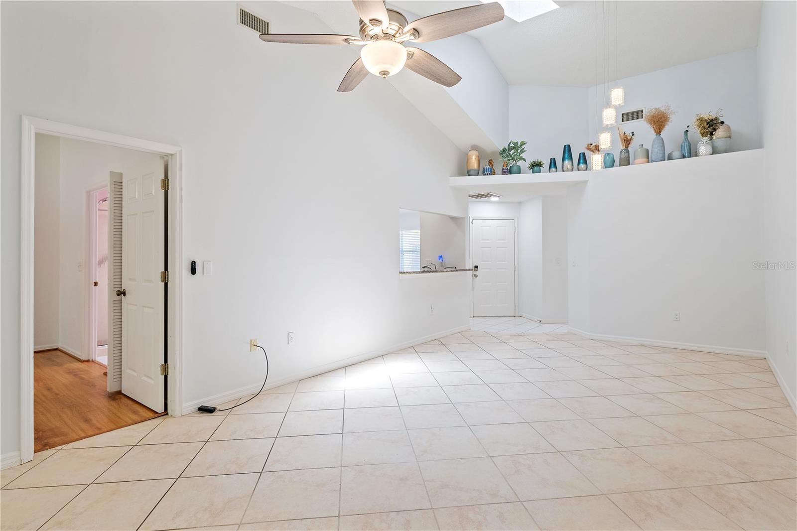 5647 MONTE ROSSO RD — photo 10
