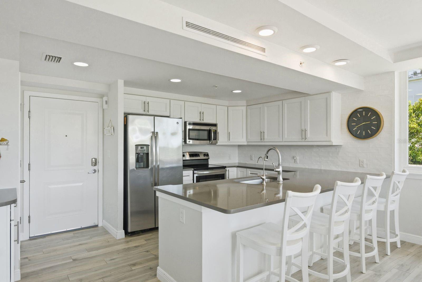 223 ISLAND WAY #2D — photo 7
