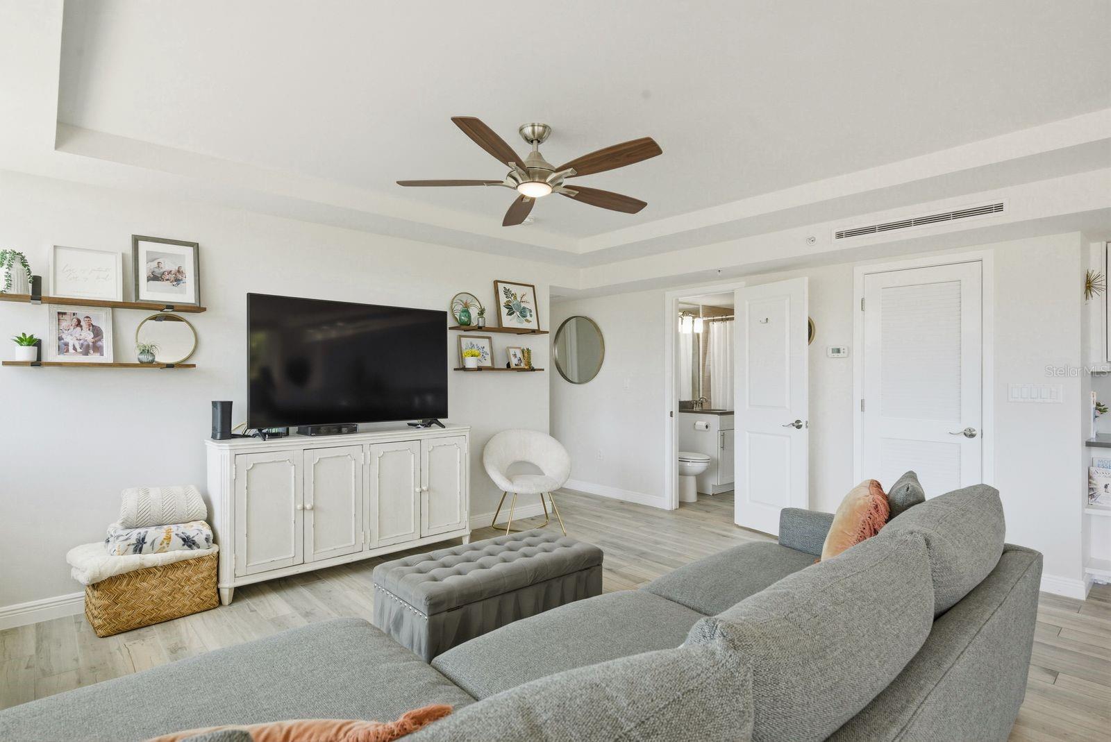 223 ISLAND WAY #2D — photo 13