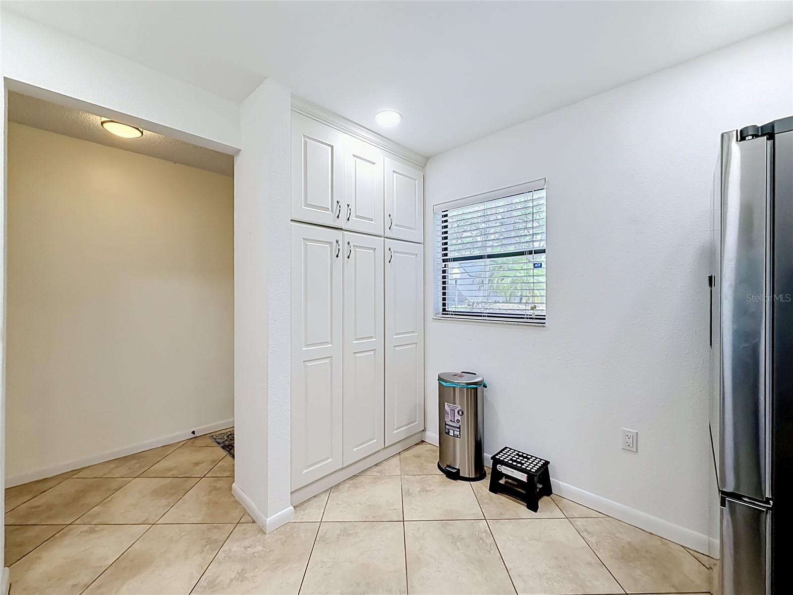 2650 COUNTRYSIDE BLVD #E103 — photo 8