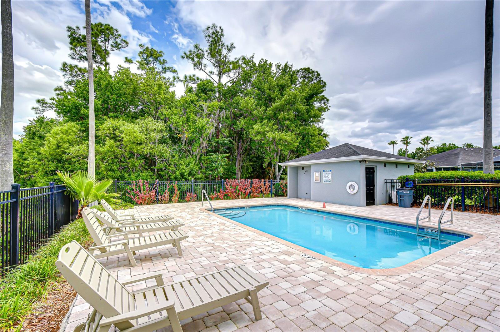 9815 GINGERWOOD DR — photo 45
