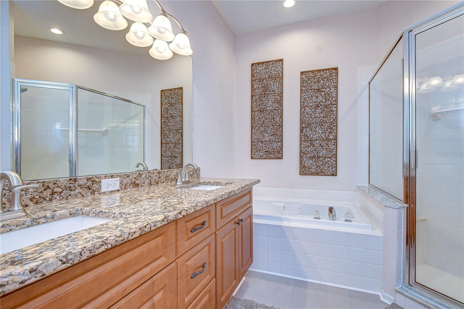 9815 GINGERWOOD DR — photo 35