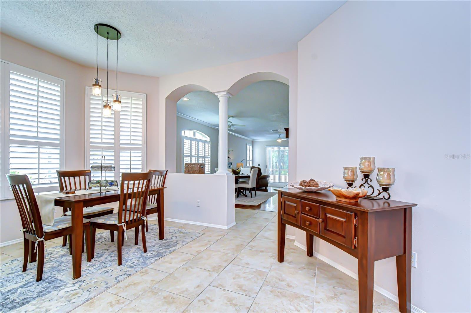 9815 GINGERWOOD DR — photo 32