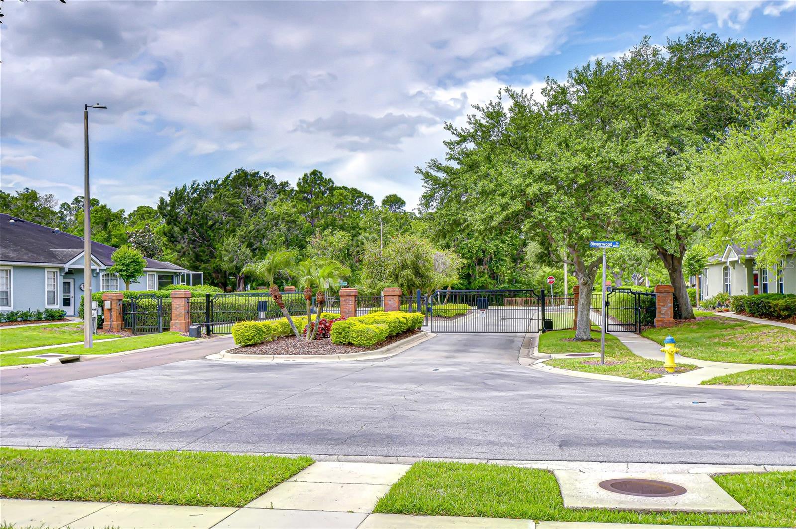 9815 GINGERWOOD DR — photo 47