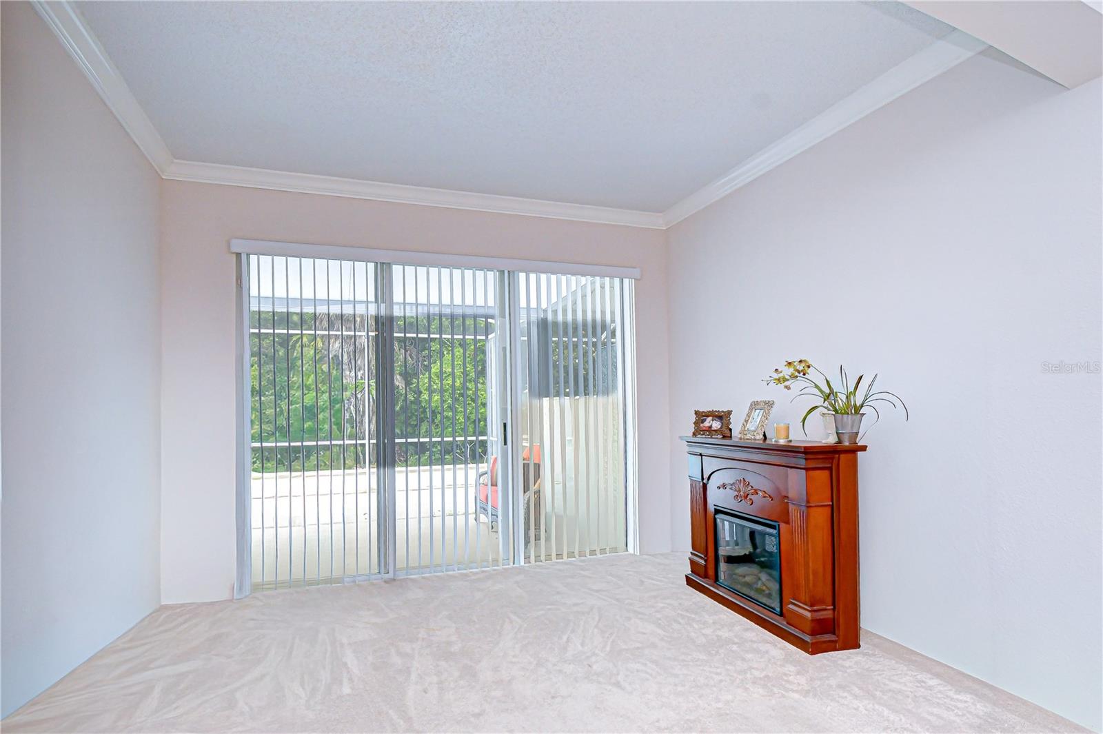 9815 GINGERWOOD DR — photo 9