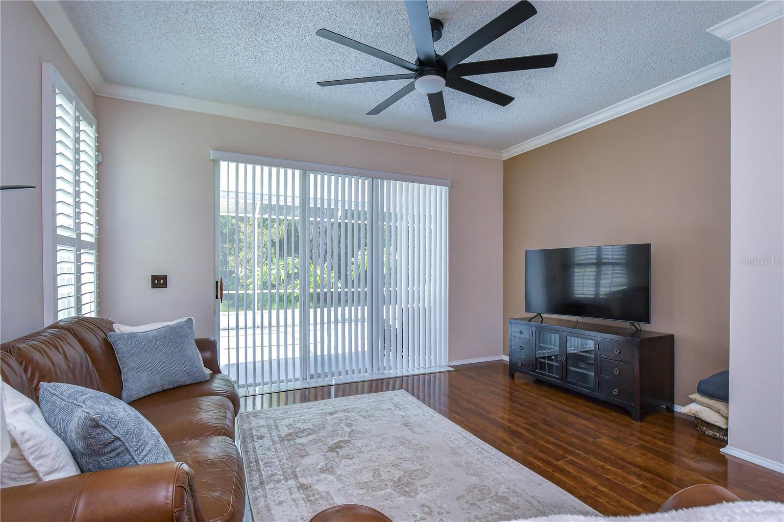 9815 GINGERWOOD DR — photo 26