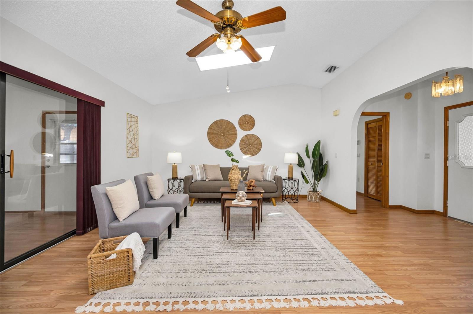 4745 SWALLOWTAIL DR — photo 8