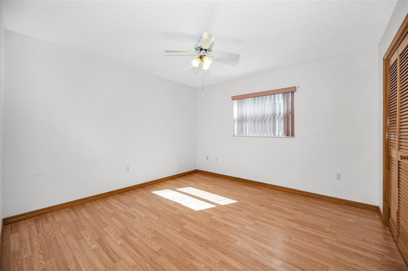 4745 SWALLOWTAIL DR — photo 27