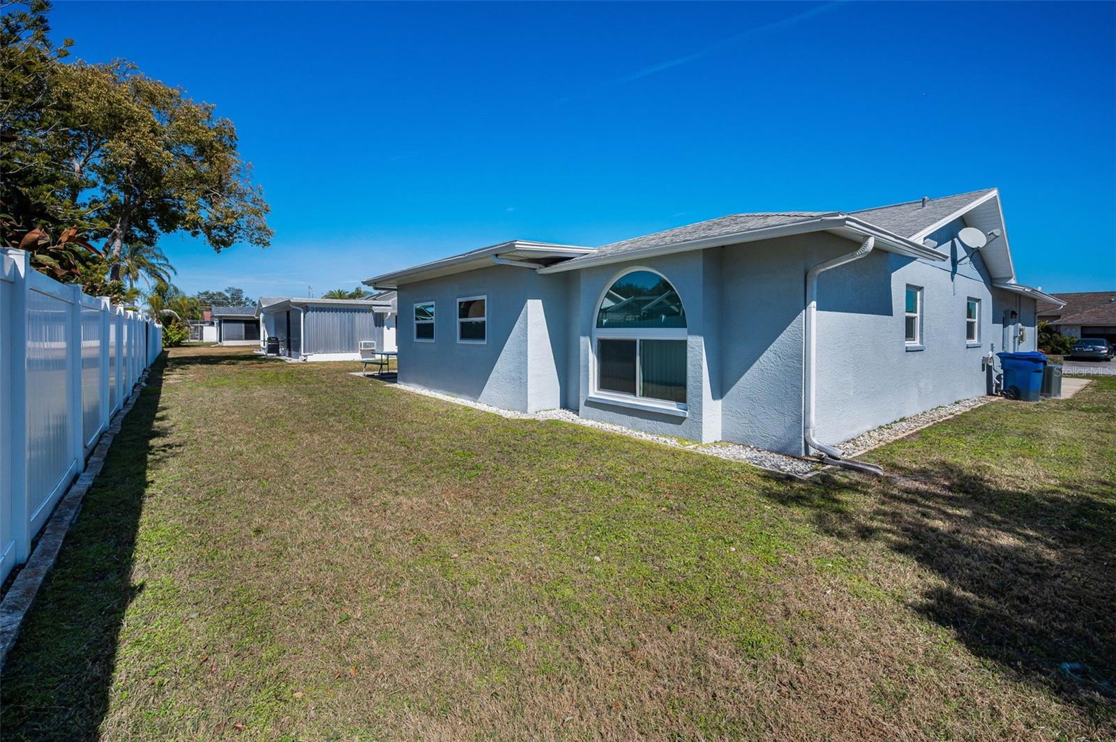 4745 SWALLOWTAIL DR — photo 35