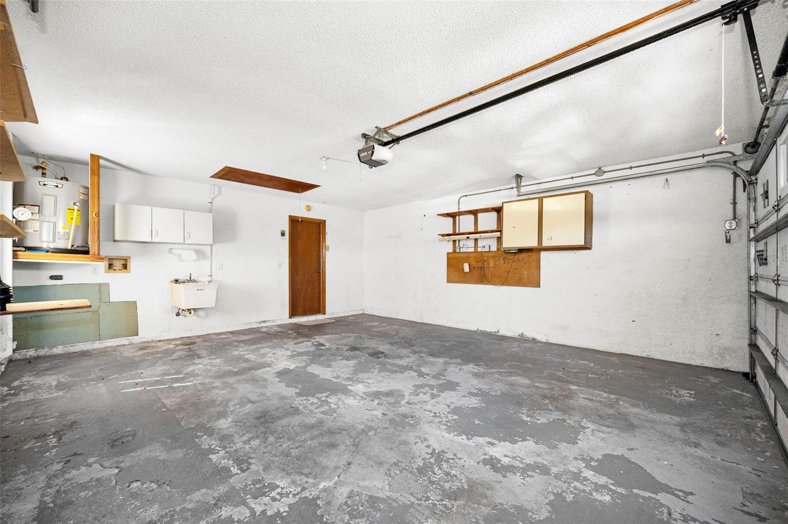 4745 SWALLOWTAIL DR — photo 34