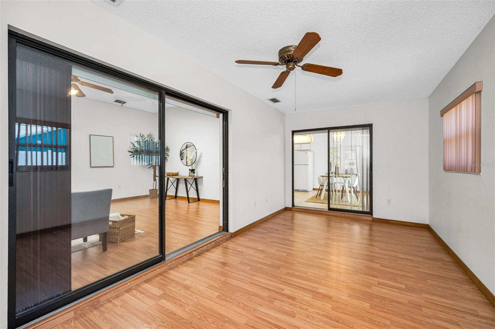 4745 SWALLOWTAIL DR — photo 32
