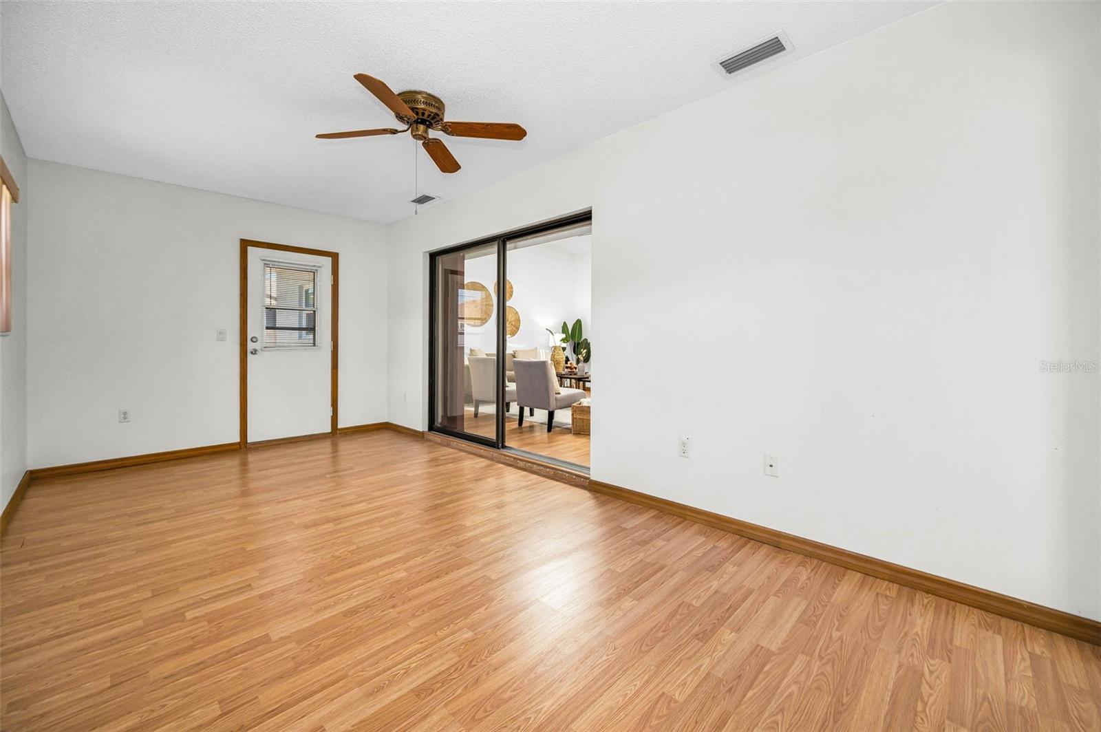 4745 SWALLOWTAIL DR — photo 33
