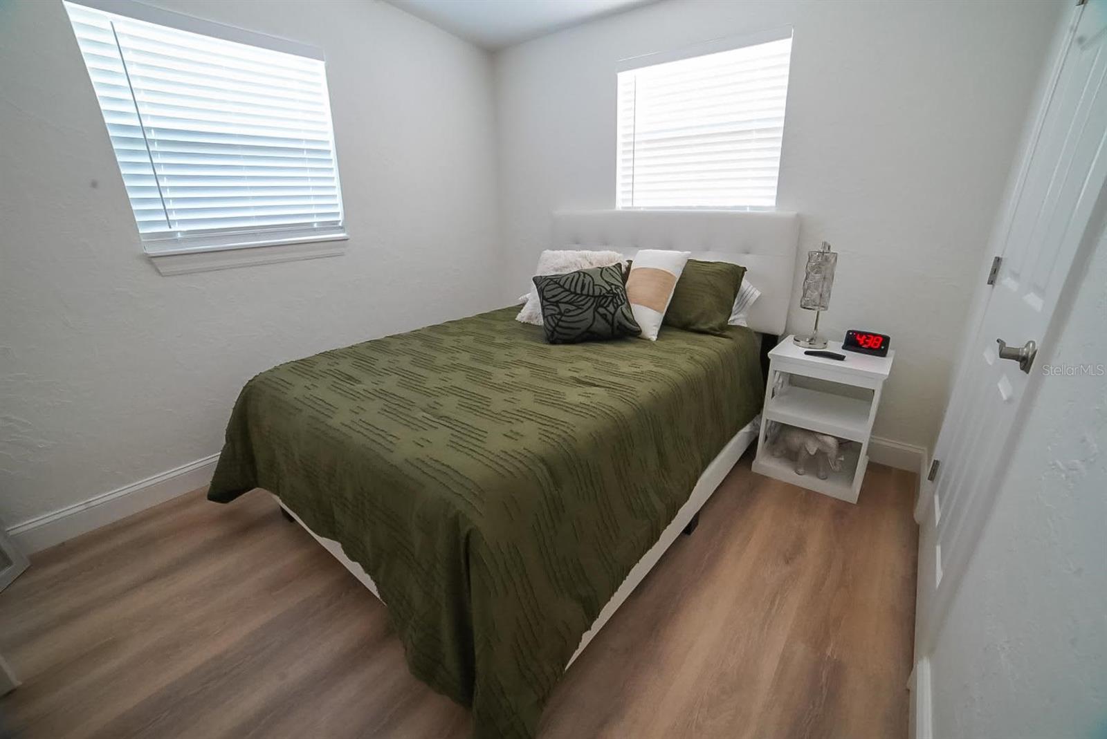 1639 ST CATHERINE DR W — photo 13