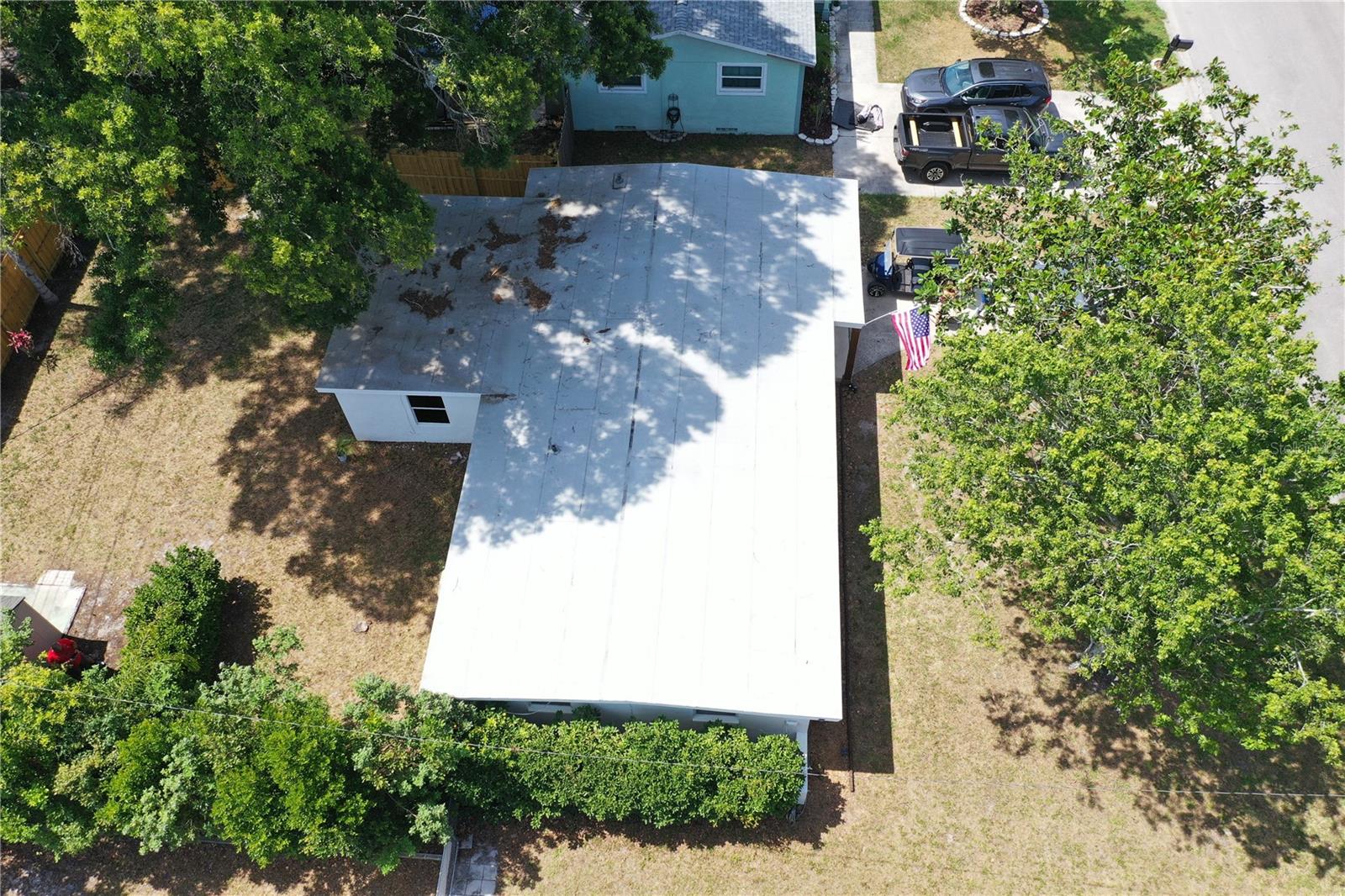 1639 ST CATHERINE DR W — photo 18