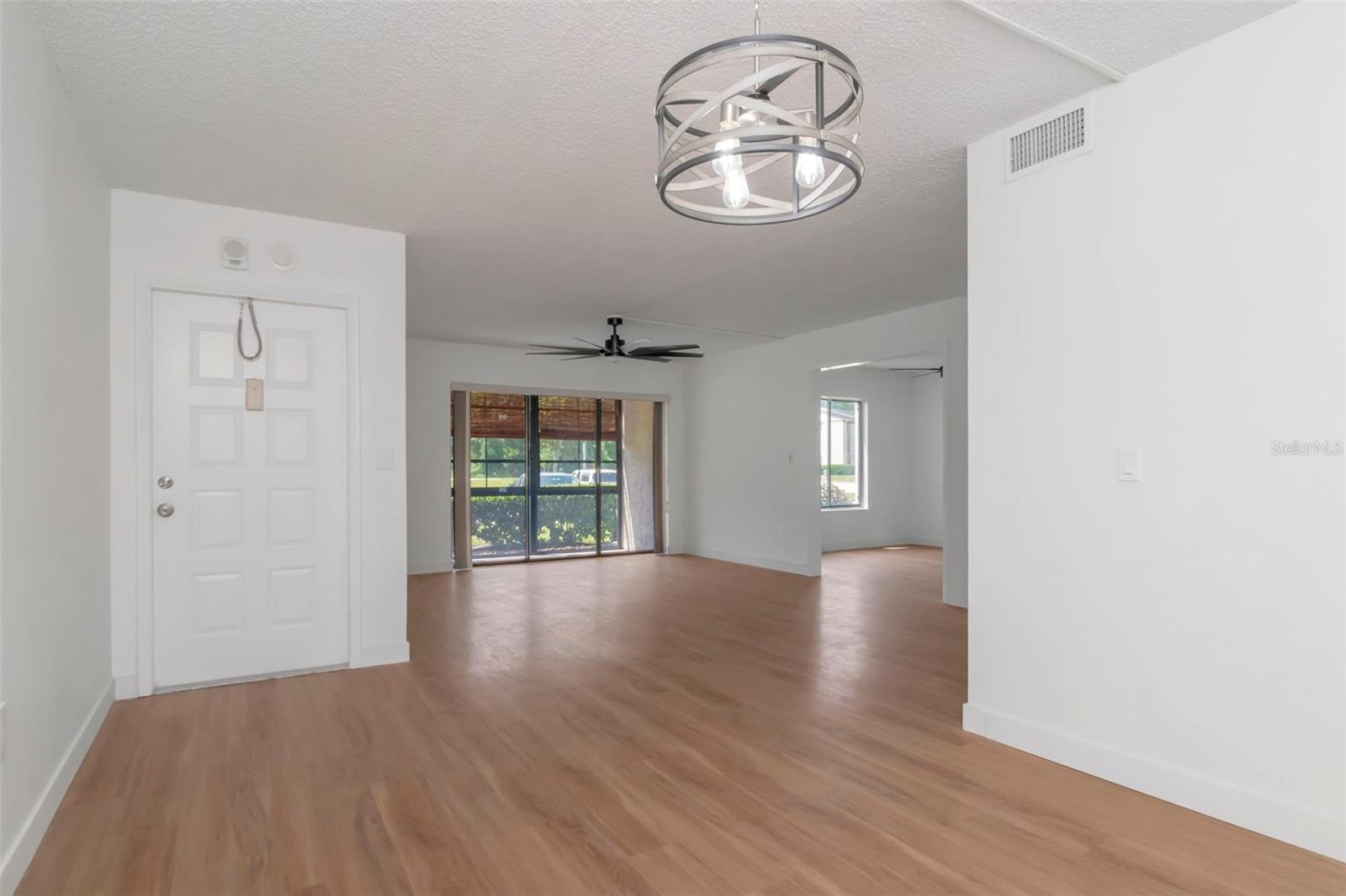 3211 LAKE PINE WAY E #A1 — photo 4