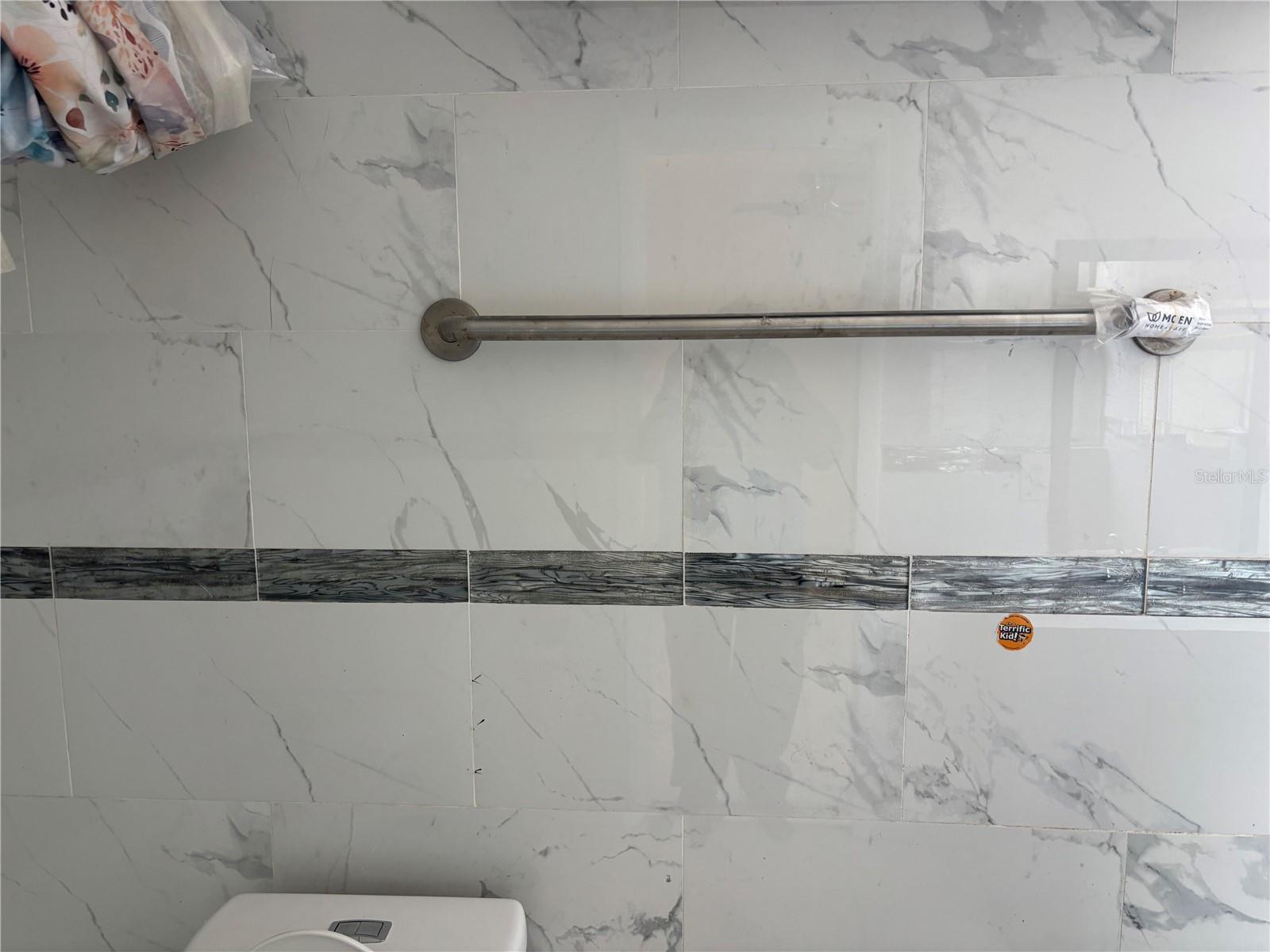 1320 LARSEN LN — photo 34