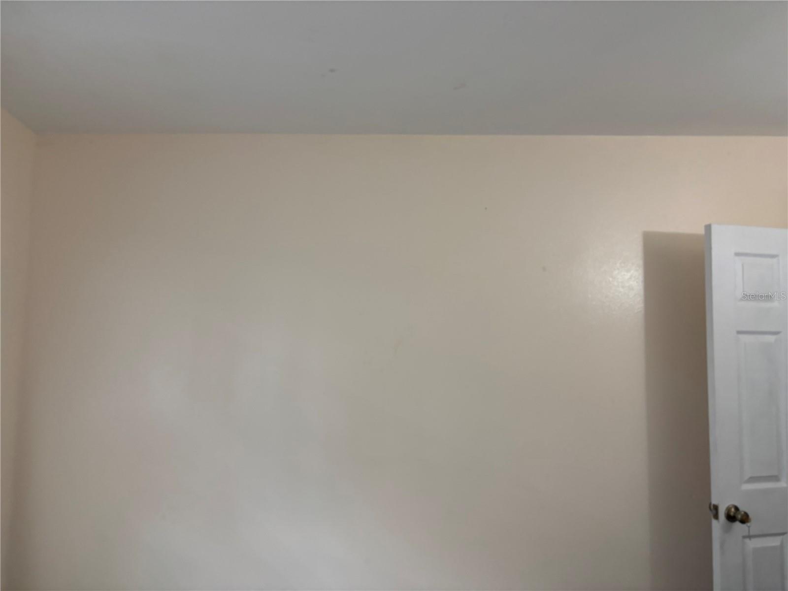 1320 LARSEN LN — photo 10