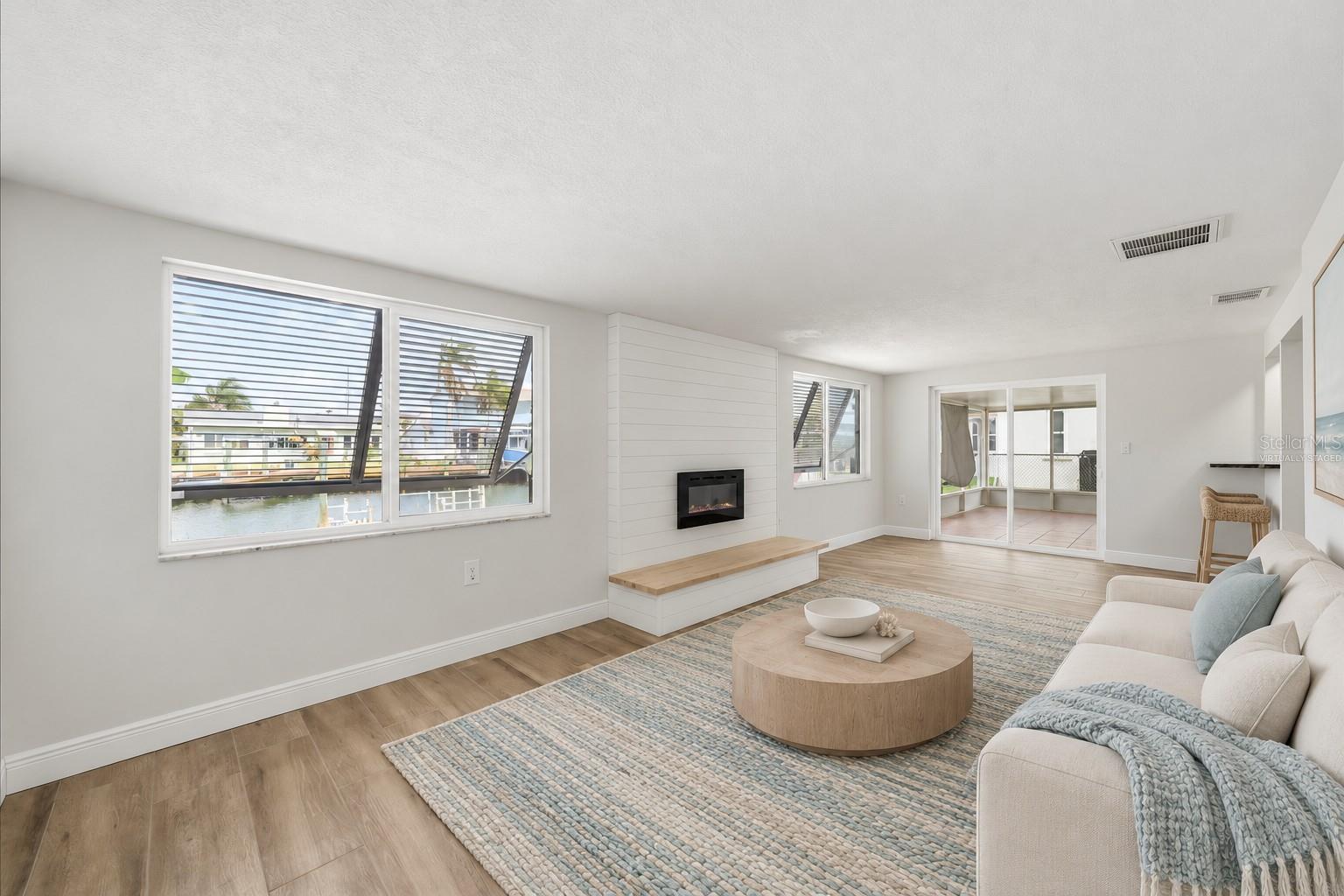 13902 BARNARD AVE — photo 10
