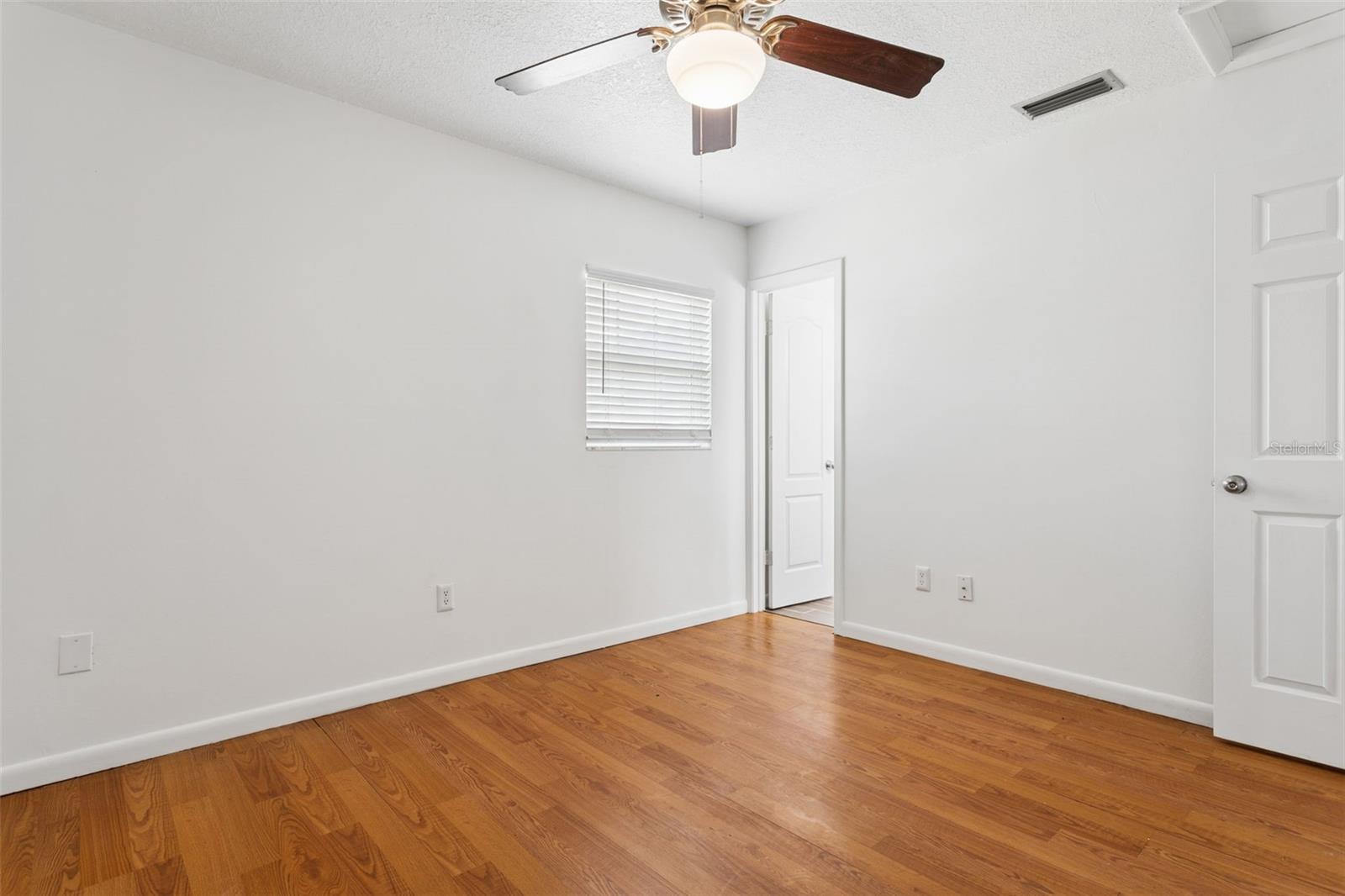 8303 TEMPLE PARK DR — photo 20