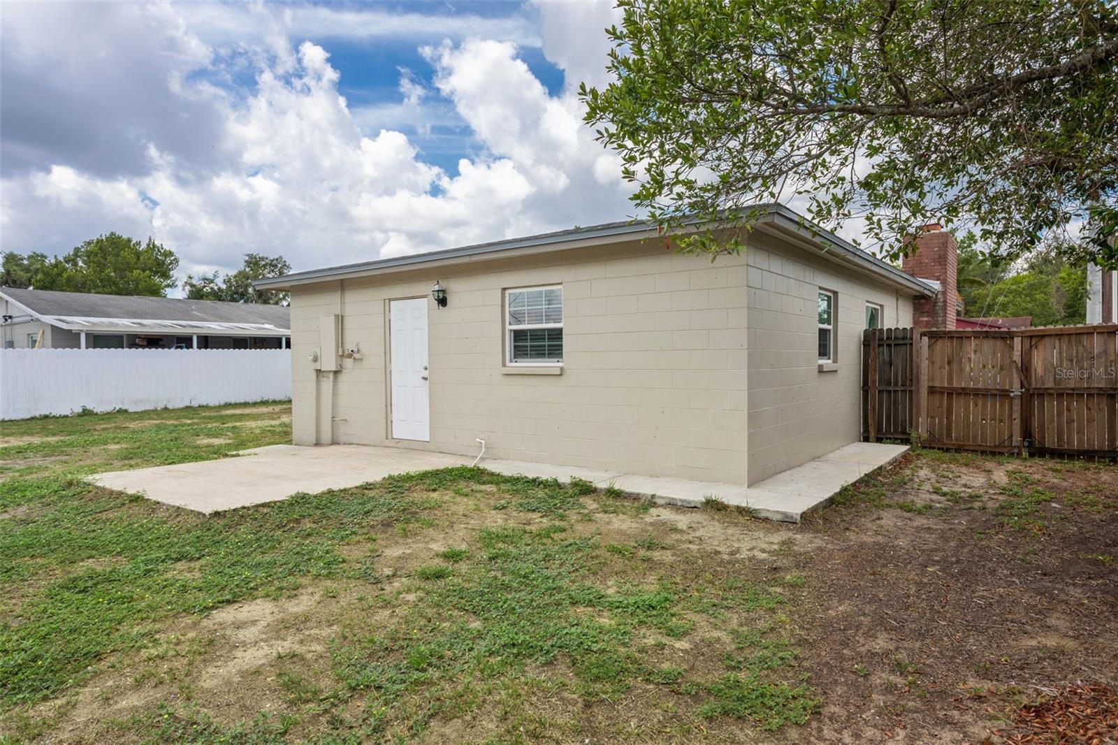 8303 TEMPLE PARK DR — photo 22