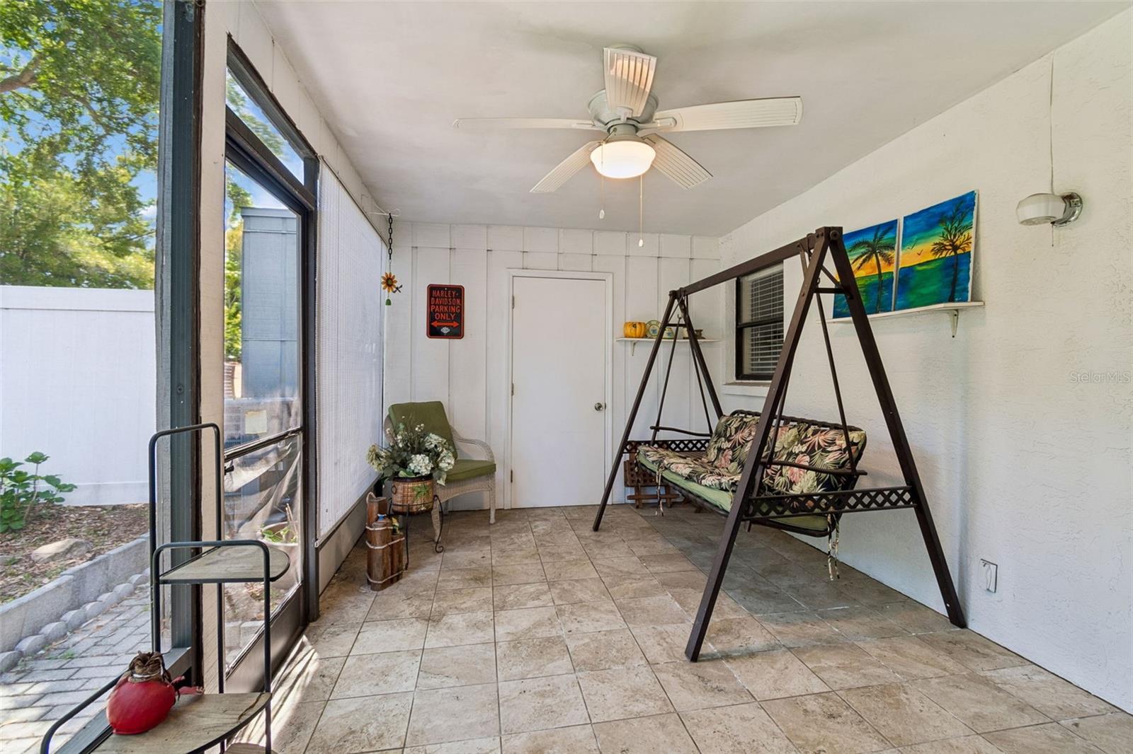 1319 ABBEY CRESCENT LN — photo 46