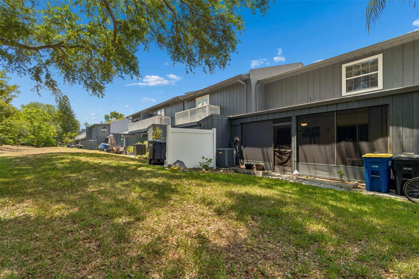 1319 ABBEY CRESCENT LN — photo 50