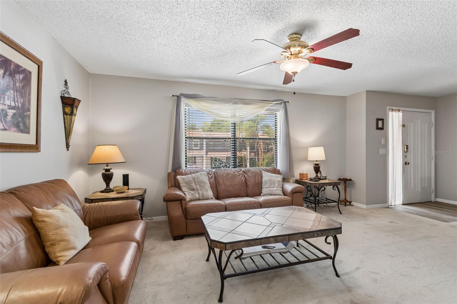1319 ABBEY CRESCENT LN — photo 9