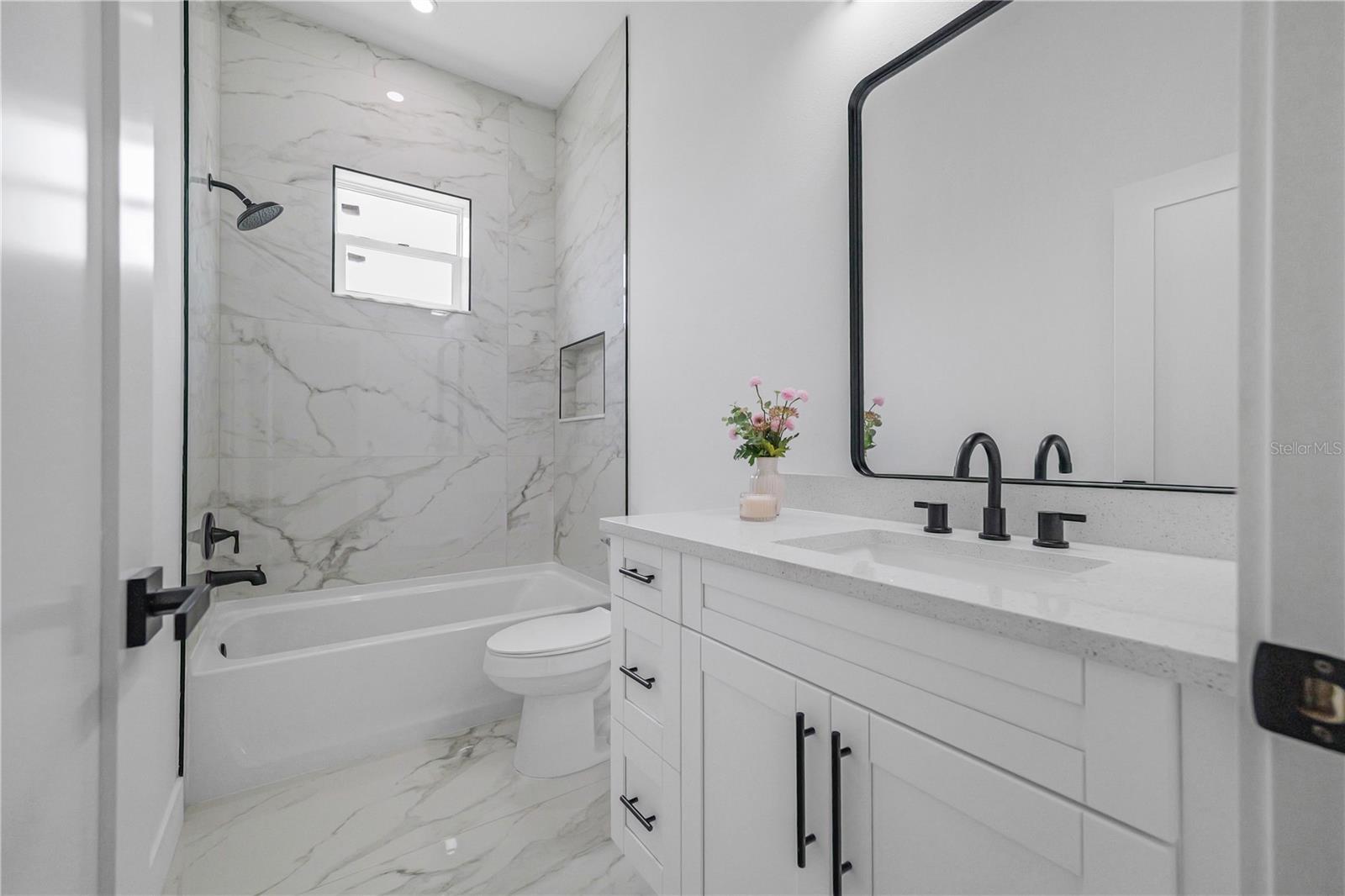 8526 INDIES DR — photo 17