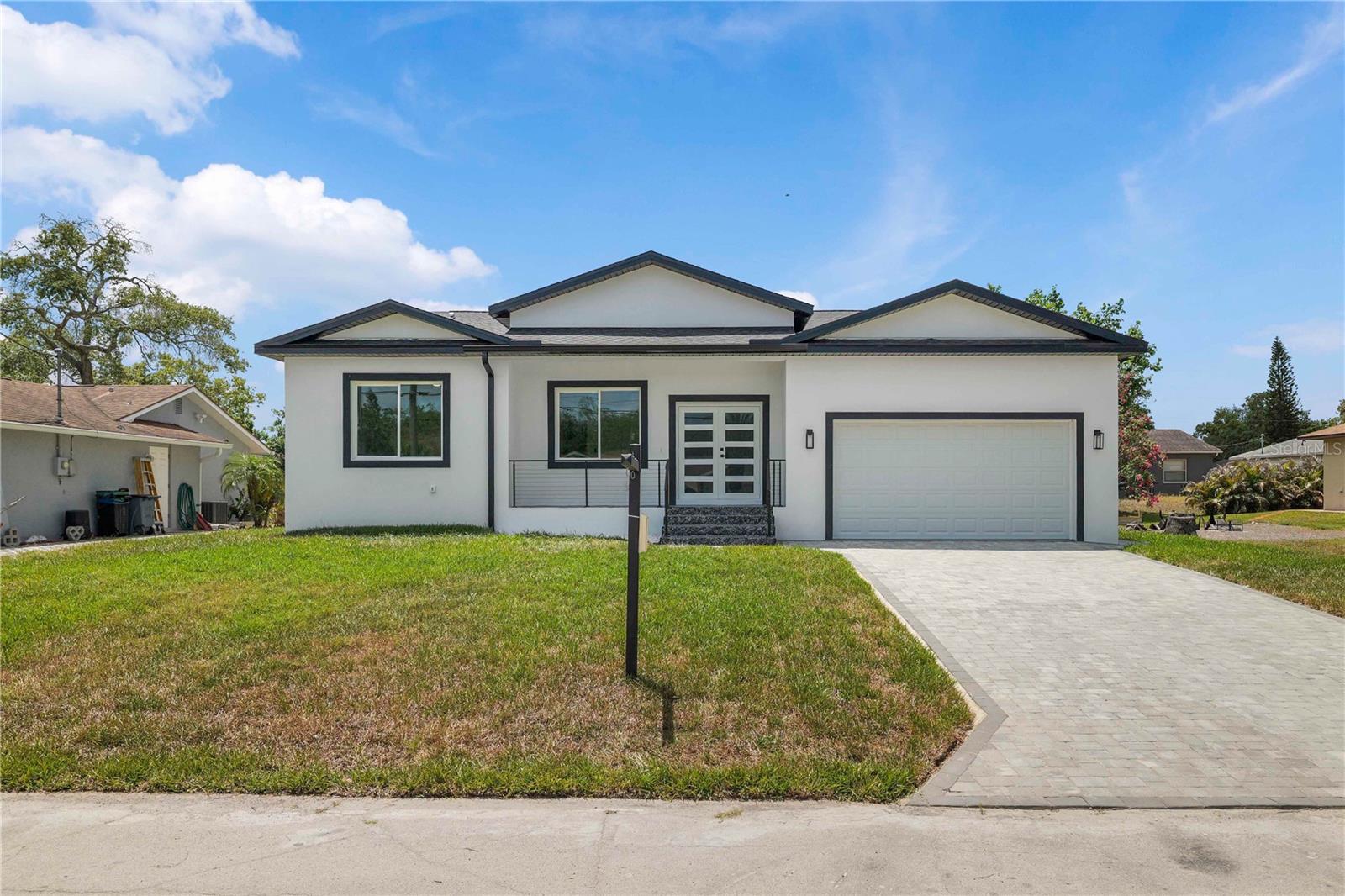 8526 INDIES DR — photo 2