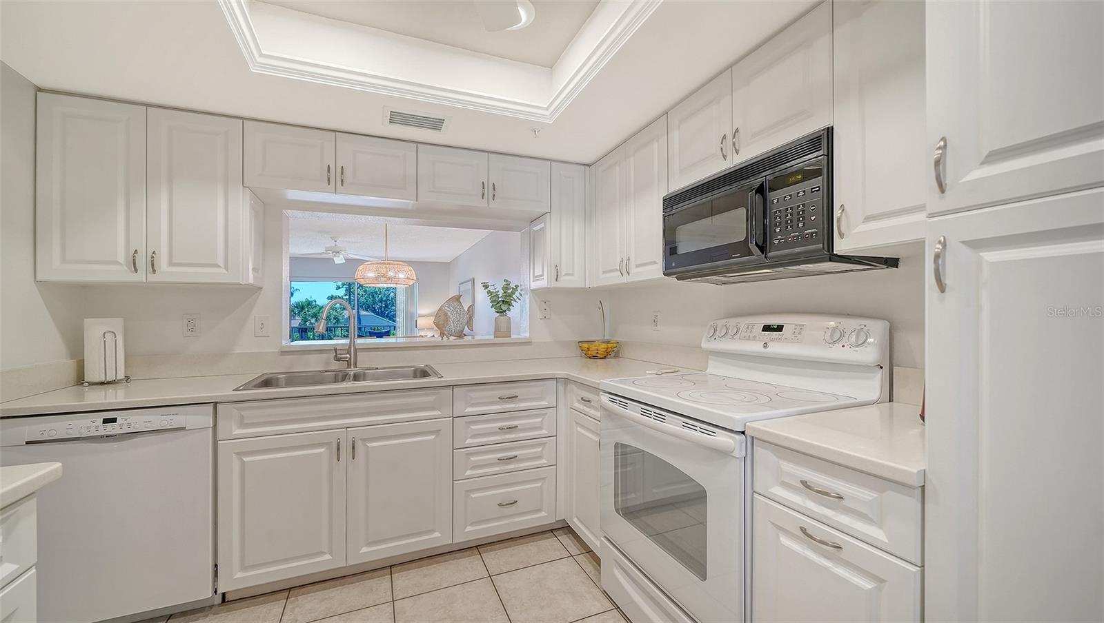 9330 CLUBSIDE CIR #3202 — photo 23