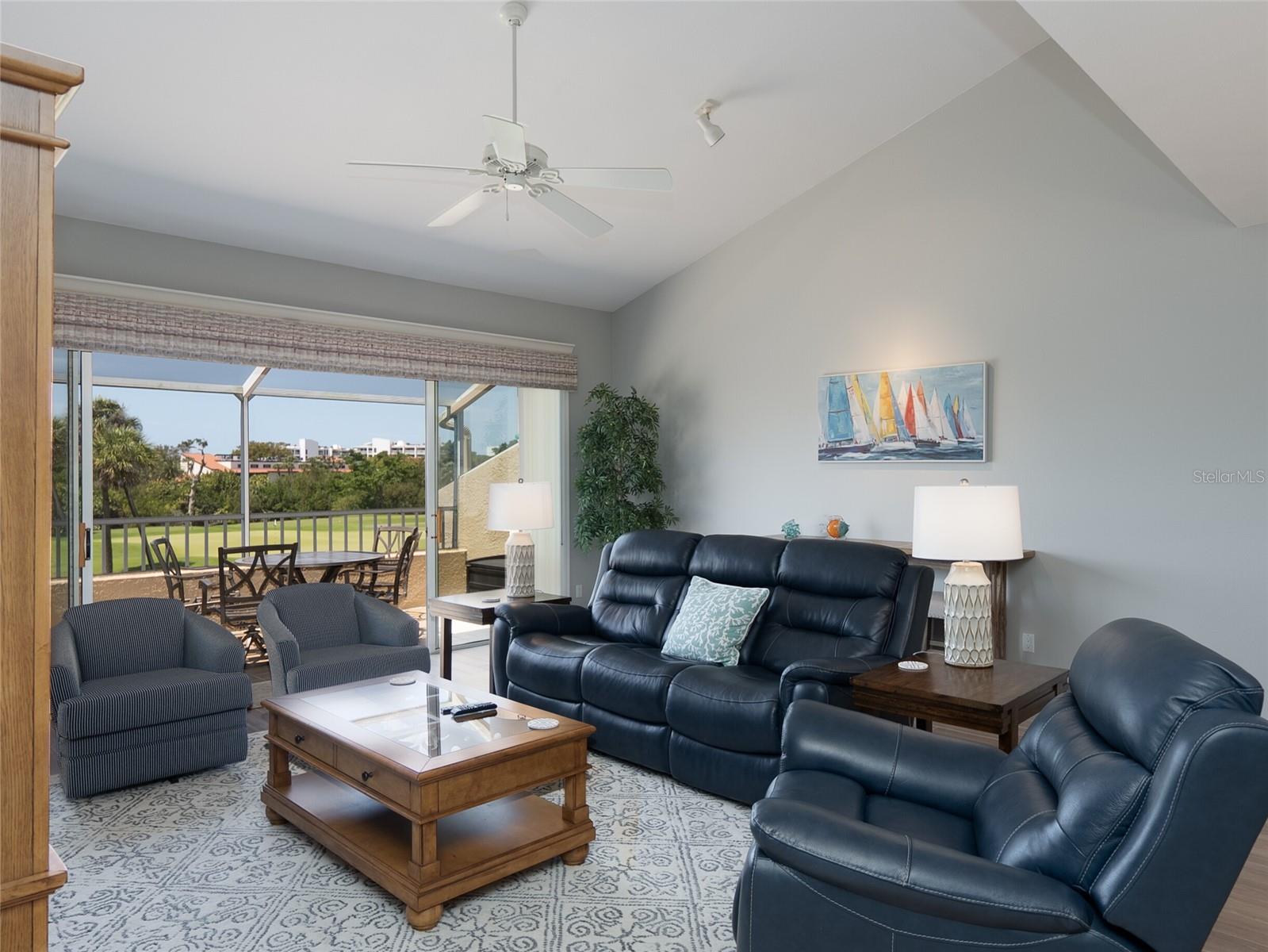 2013 HARBOUR LINKS DR #2013 — photo 23
