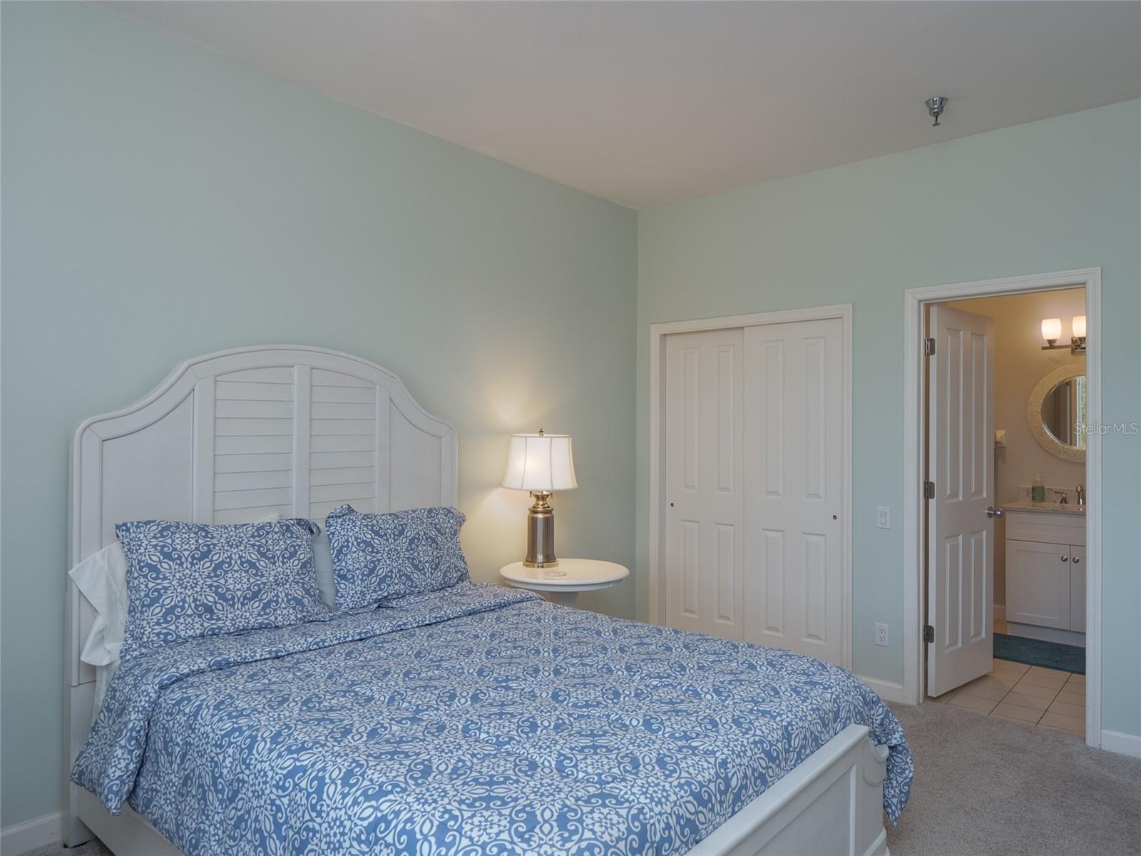 2013 HARBOUR LINKS DR #2013 — photo 41