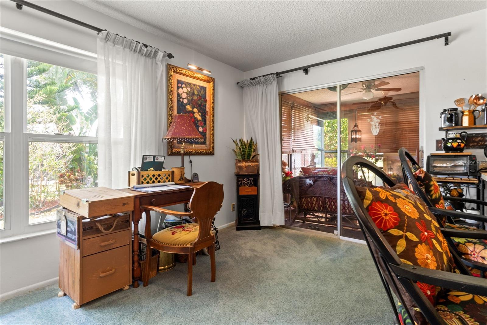 10541 GREEN MEADOW LN — photo 37