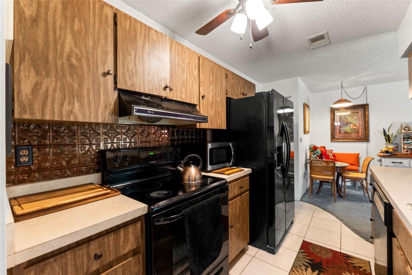 10541 GREEN MEADOW LN — photo 9