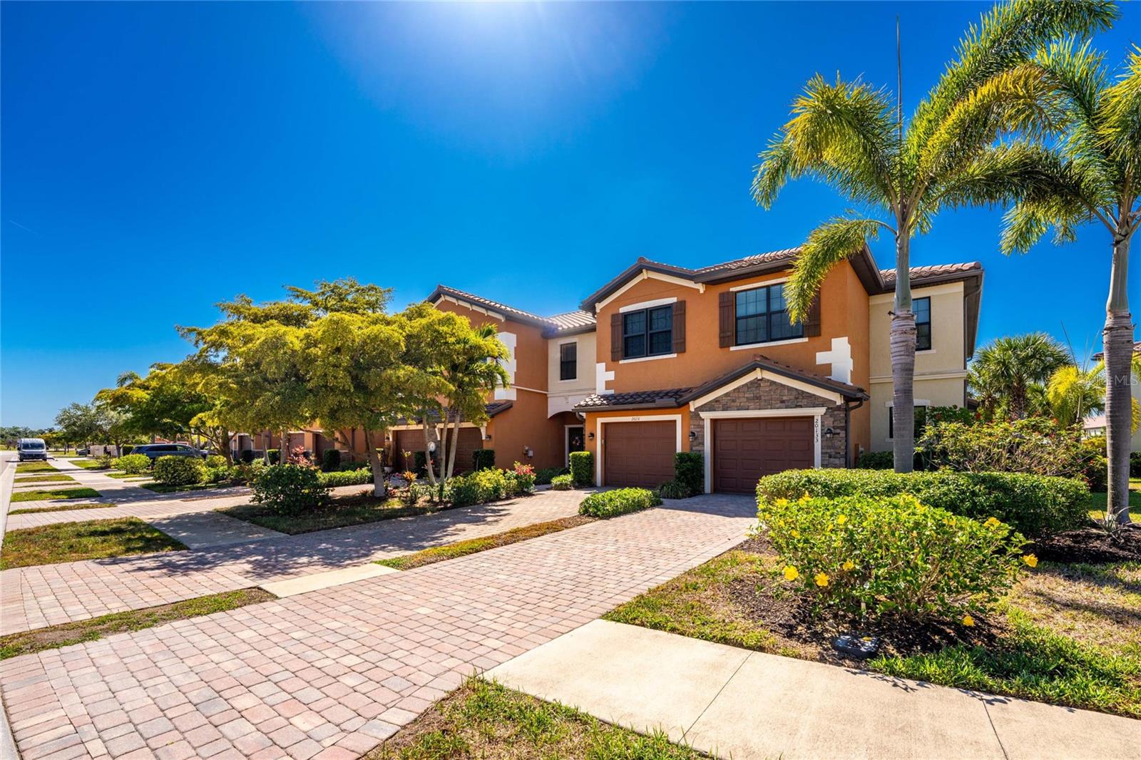 20133 LAGENTE CIR — photo 50