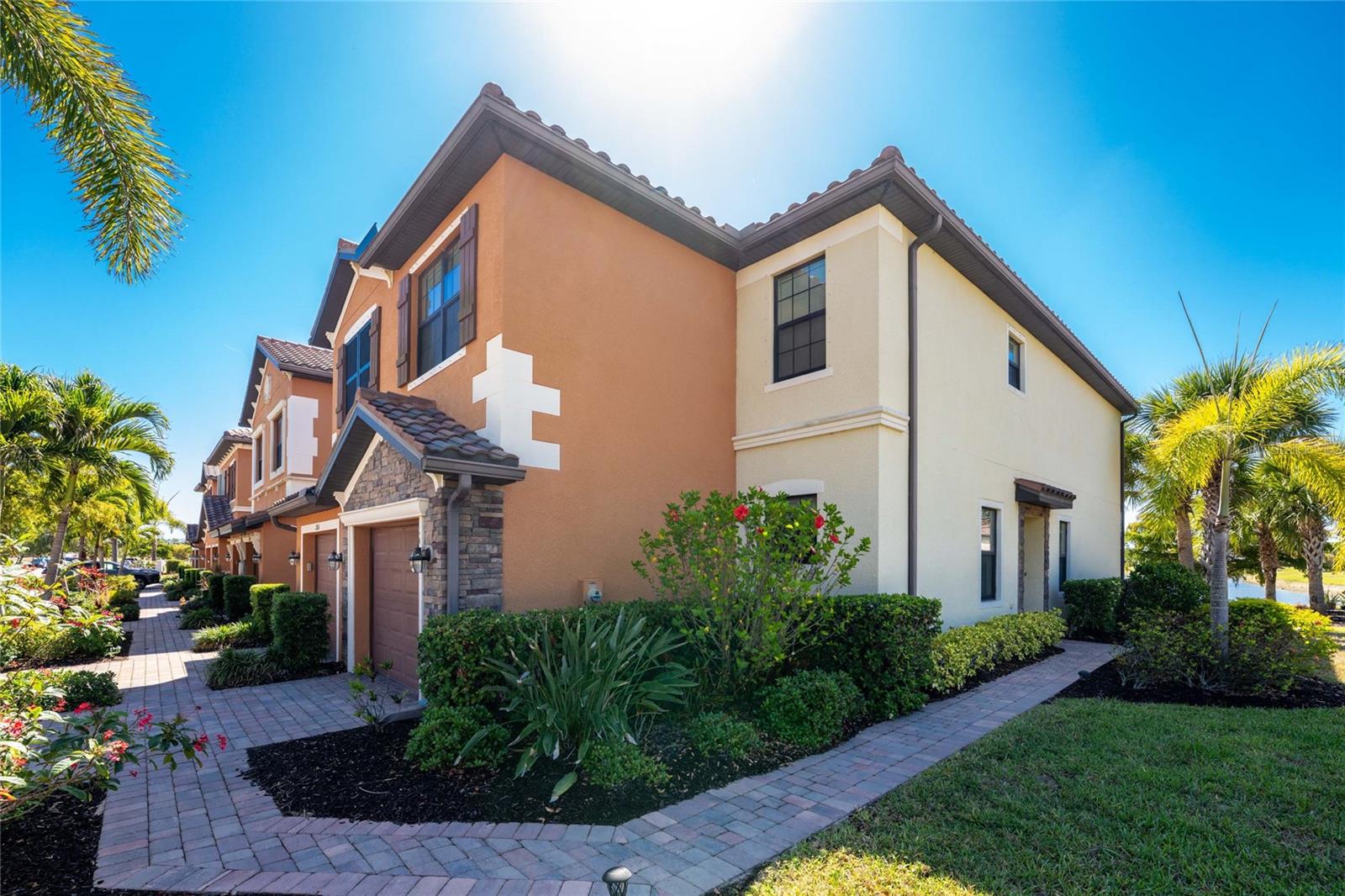 20133 LAGENTE CIR — photo 45