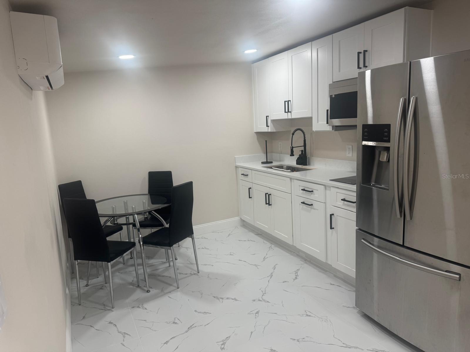 4304 W ARCH ST — photo 23