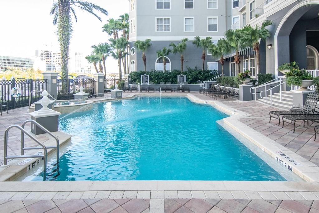 700 S HARBOUR ISLAND BLVD #109 — photo 32