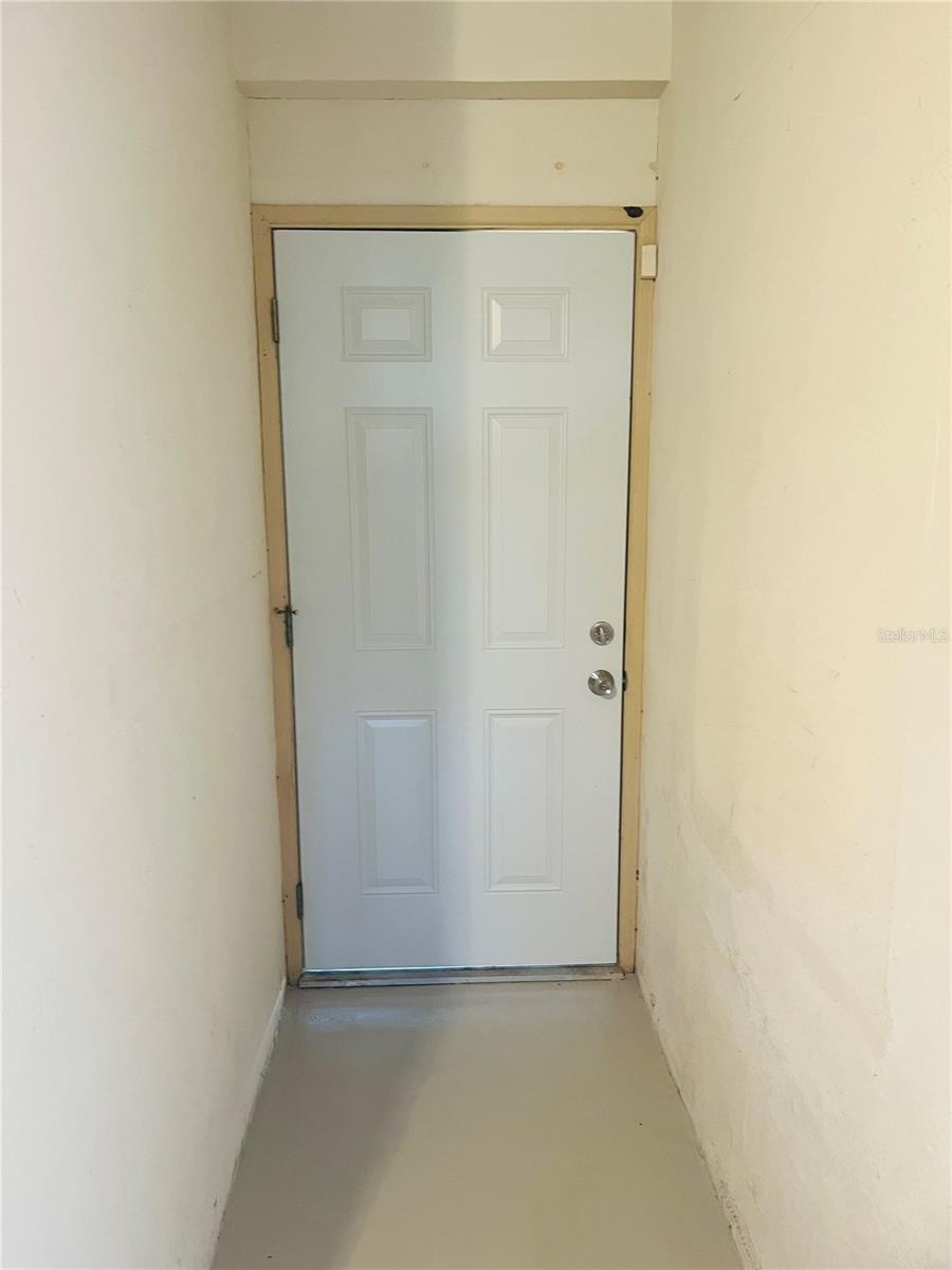551 ORANGEWOOD DR — photo 36