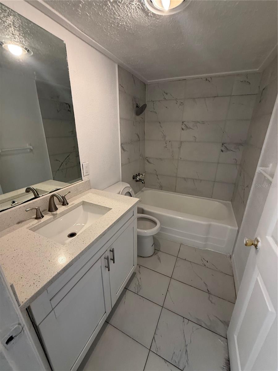 3424 MAZE LN — photo 9