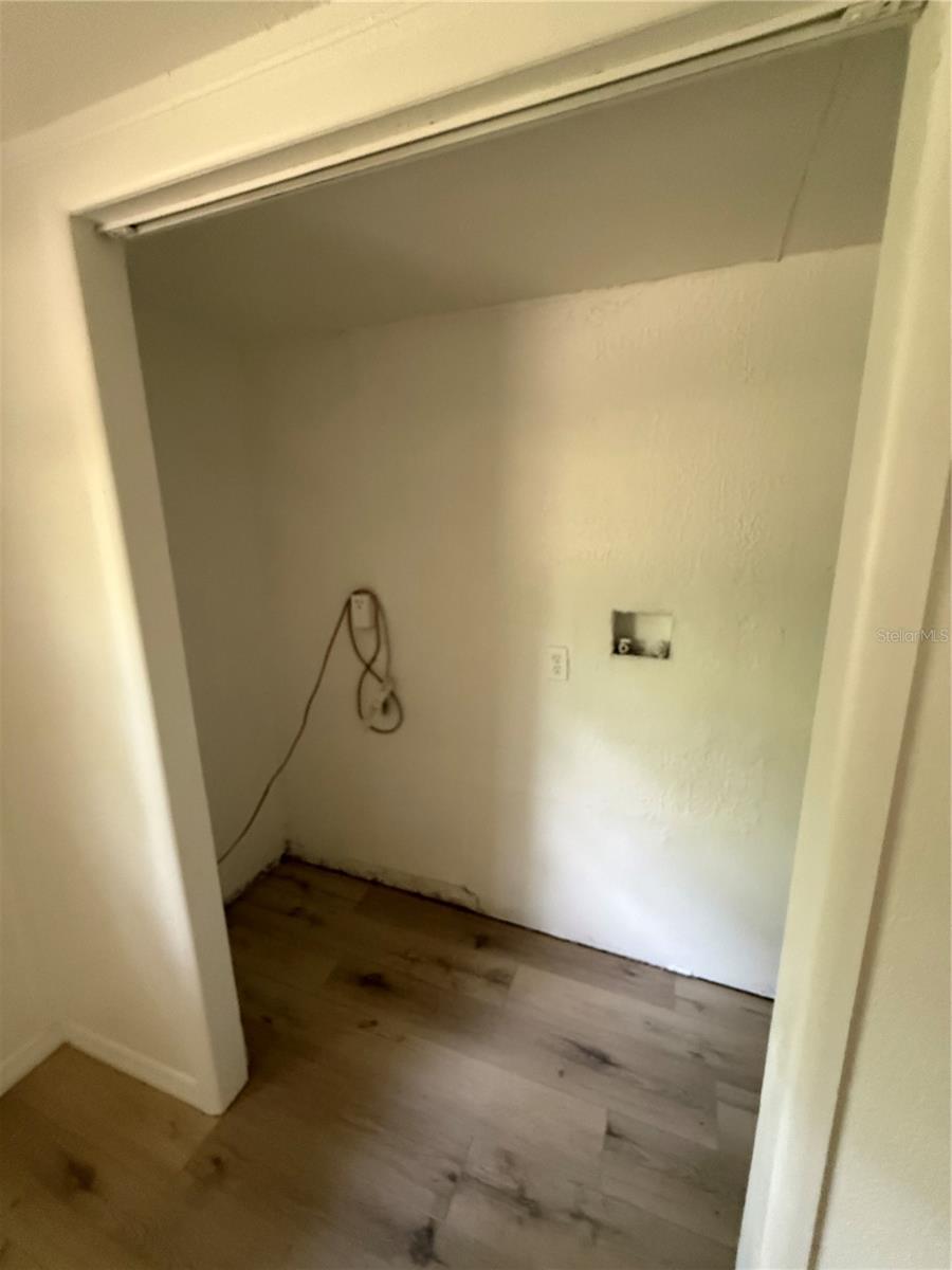 3424 MAZE LN — photo 20