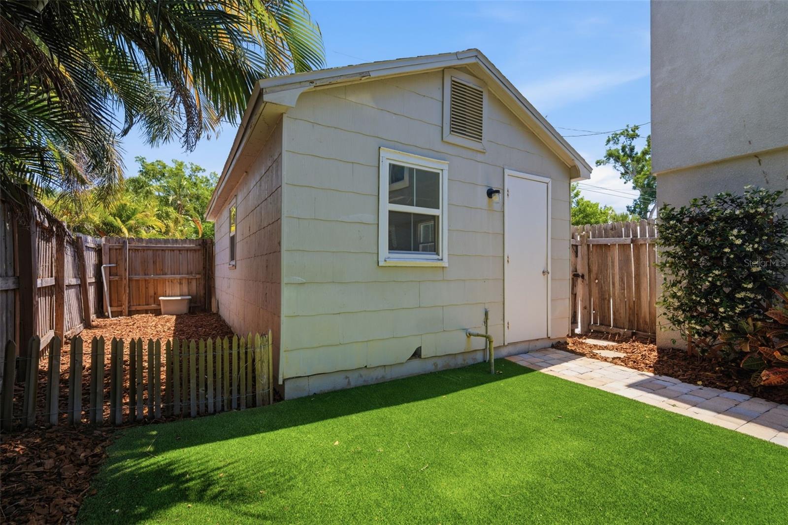 3105 JACKSON ST N — photo 63