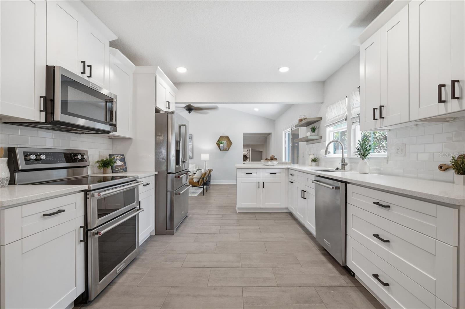 3105 JACKSON ST N — photo 18