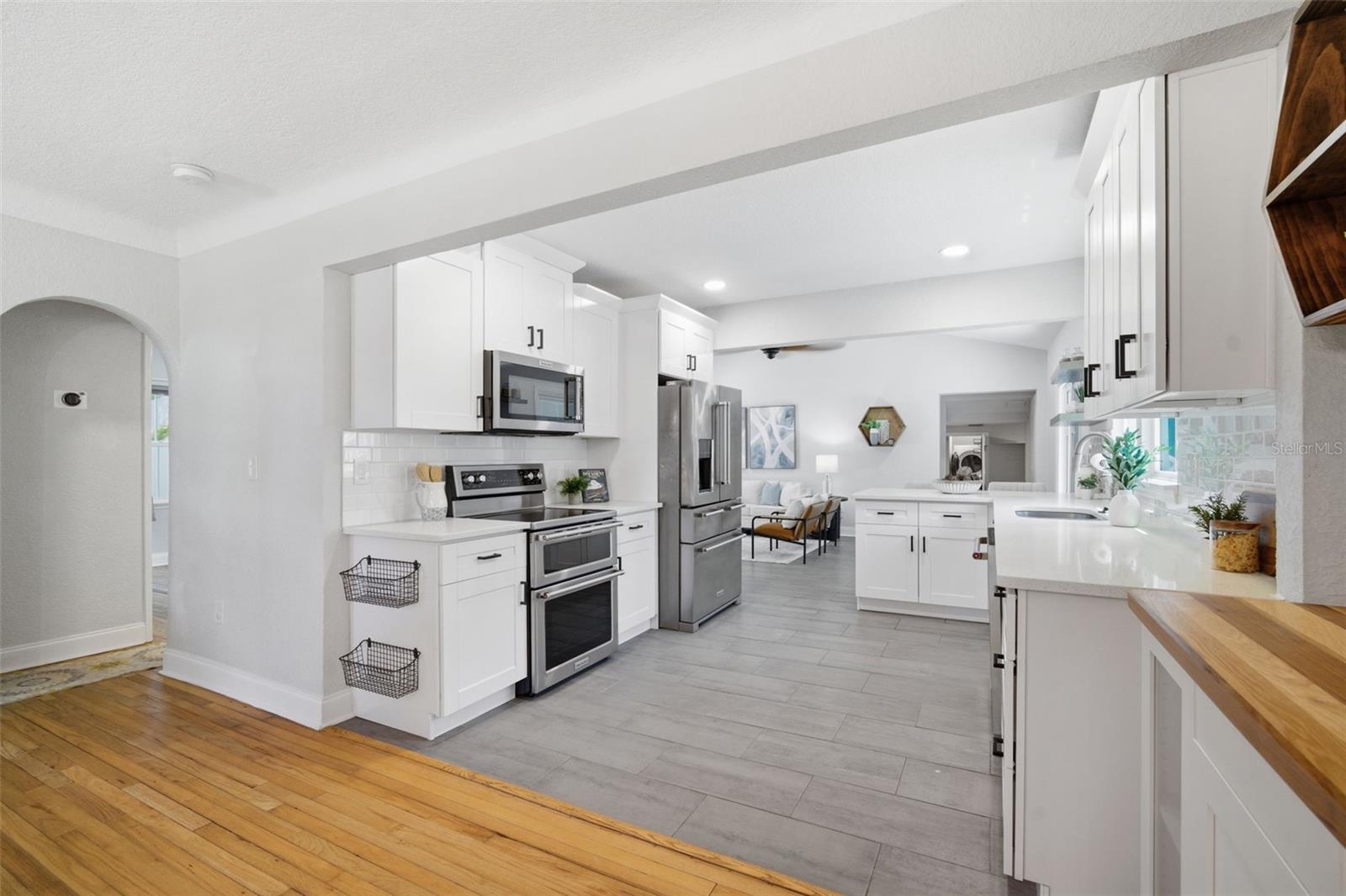 3105 JACKSON ST N — photo 17