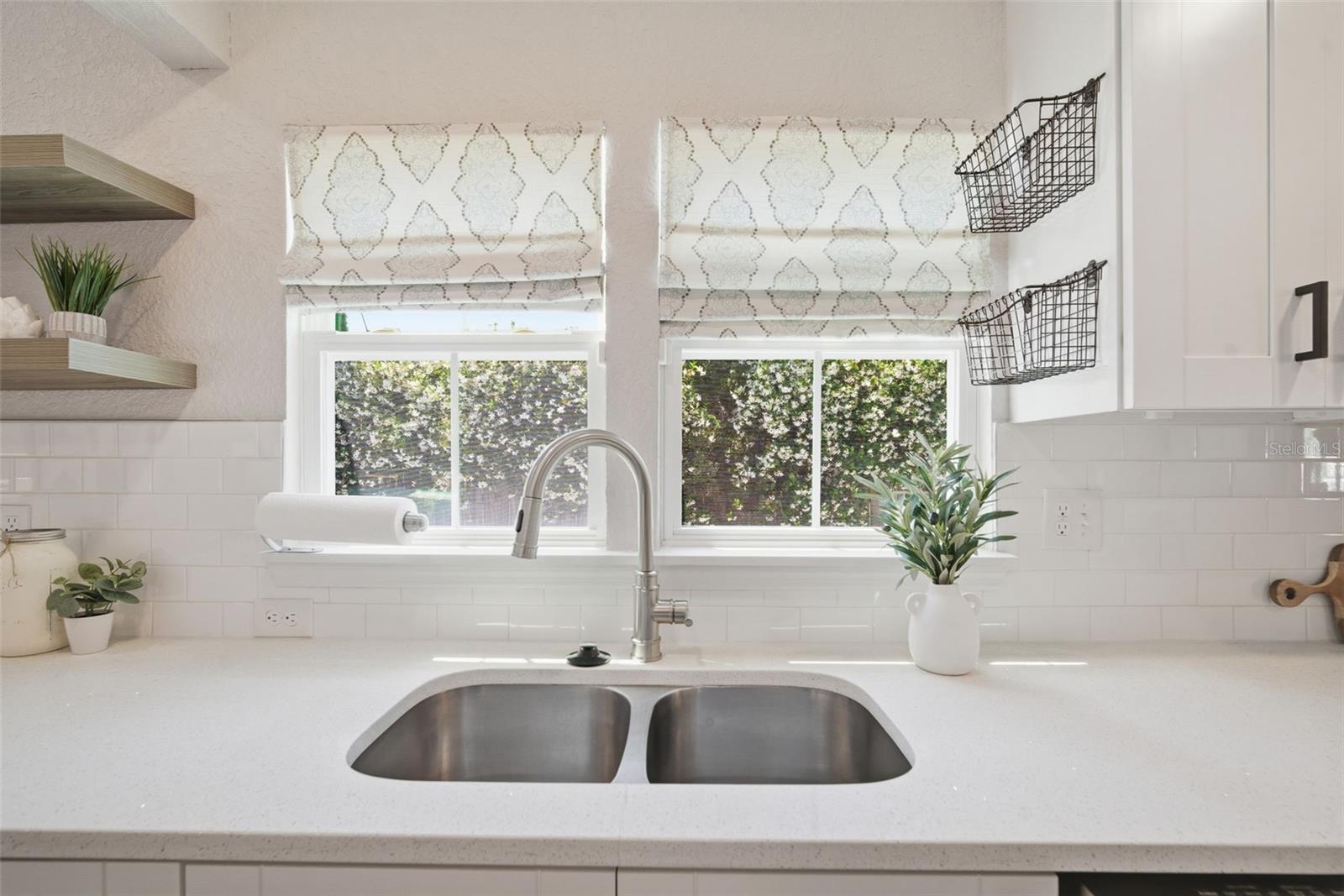 3105 JACKSON ST N — photo 21